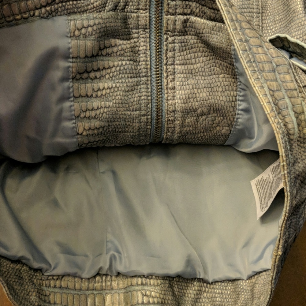 Jacket - Picture 5 of 6